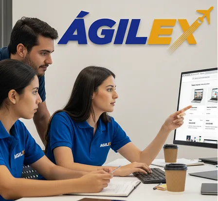 Equipo de trabajo Ágilex gestionando operaciones de fulfillment internacional en plataforma digital.